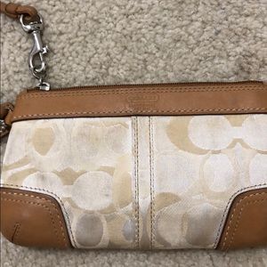 Wristlet